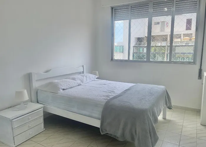 Pe Na Areia: 3 Dorms Com Vista Deslumbrante