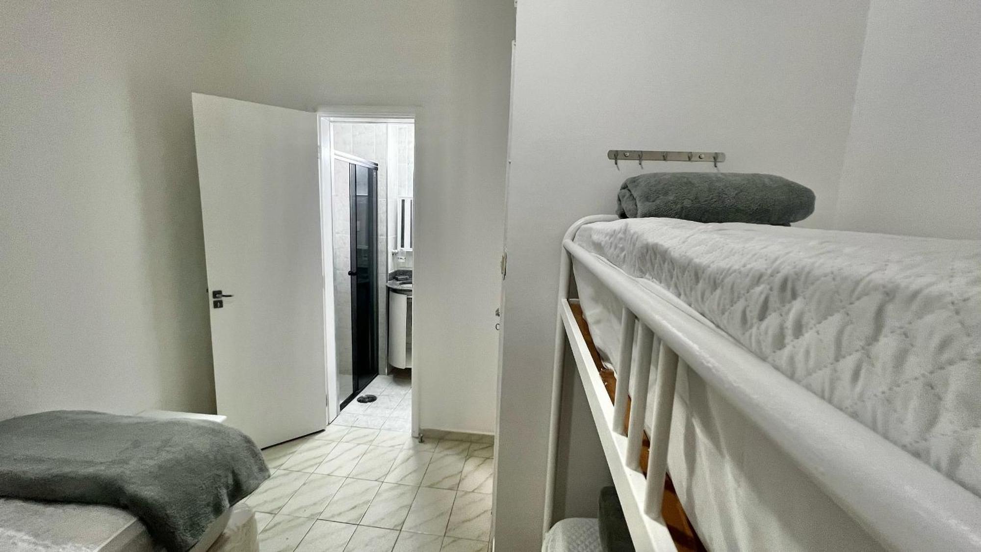 Apartment Pe Na Areia: 3 Dorms Com Vista Deslumbrante Guaruja